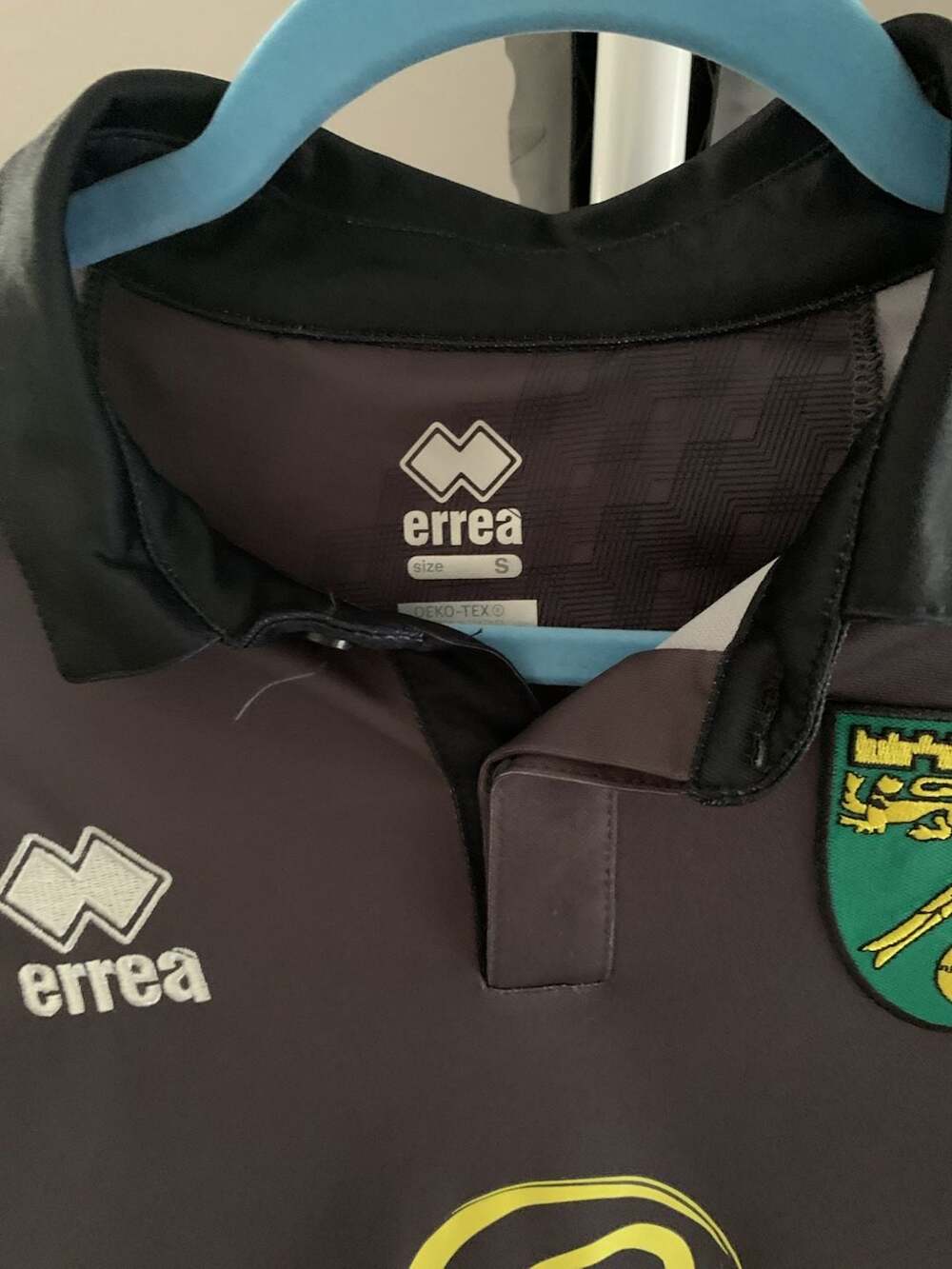 Norwich City 2019-2020 Errea Third Football Shirt Jersey - Size S - Picture 3 of 9